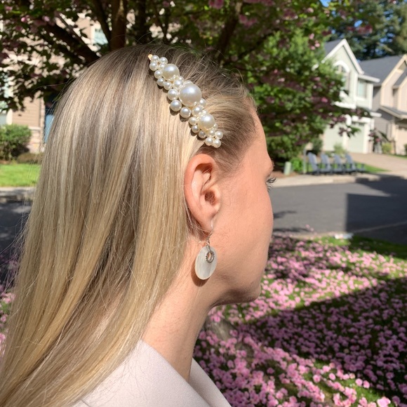 Trend Faux Pear Hair Clip - Picture 4 of 5